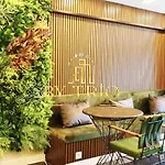 By Trio Hotel