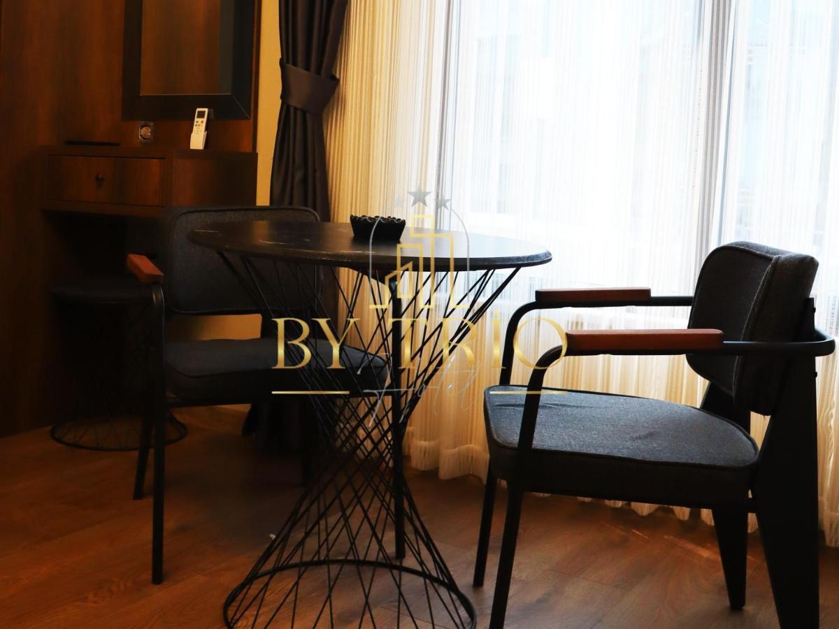 By Trio Hotel